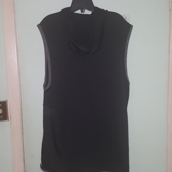 Puma sleeveless hoodie - Picture 2 of 6